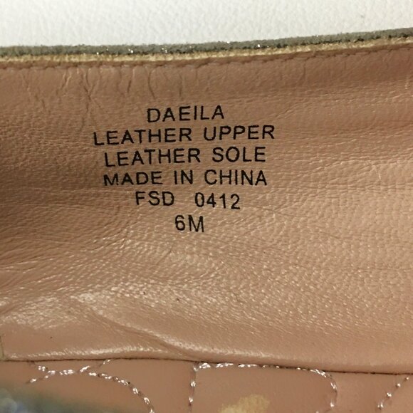JOAN & DAVID "Daeila" Silver and Rhinestone Ballet Flats  ｡・:*˚:✧｡  Size 6 - Picture 11 of 16
